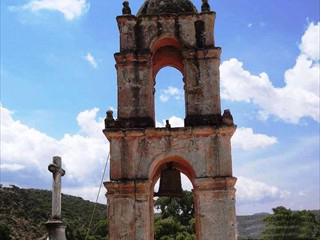 Torre del antiguo templo de Guadalupe.
