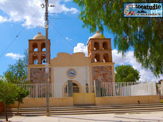 Iglesia de la comunidad de Luis Moya